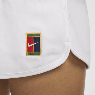 NikeCourt Heritage Pantalón corto de tenis de tejido French terry de talle medio - Mujer