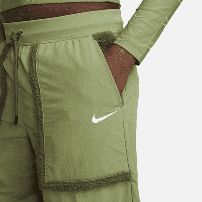 Amazon.com: Nike Womens NSW Essential Pant Loose Fleece Womens BV4091-010  Size 2XL Black/White : Clothing, Shoes & Jewelry