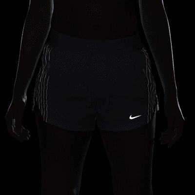 Nike Running Division Pantalons curts de cintura mitjana amb eslip incorporat de 8 cm de running - Dona