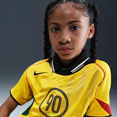 Nike Total 90 Older Kids' Dri-FIT Football Shirt