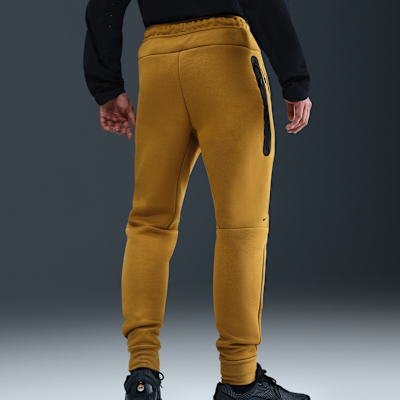 Joggers de tejido Fleece para hombre Nike Tech