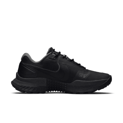 Tenis para el aire libre Elite para hombre Nike React SFB Carbon Low