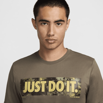 เสื้อยืดฟิตเนสผู้ชาย Dri-FIT Nike