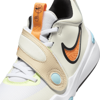 Tenis de básquetbol para niños grandes Nike Team Hustle D 11 "CHBL"