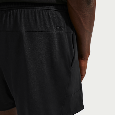 Shorts de alto rendimiento Dri-FIT de 18 cm para hombre Nike Primary NanoKnit
