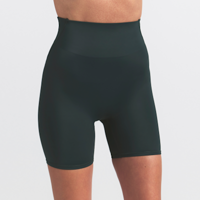 Shorts de ciclismo de tiro alto de 13 cm para mujer NikeSKIMS Shine