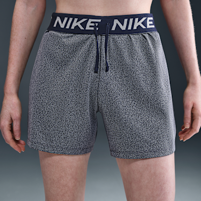 Nike Attack Women's Dri-FIT Fitness Mid-Rise 5" Unlined Shorts