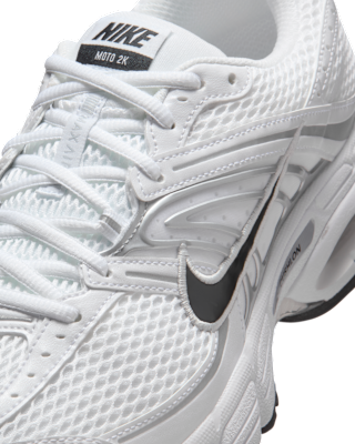 Nike Air Max Moto 2K