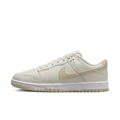 新品發售Nike Dunk 鞋款。Nike TW