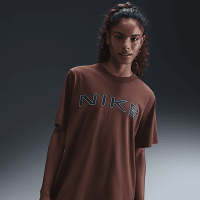 Nike Sportswear Samarreta estampada de màniga curta i ajust ample - Dona