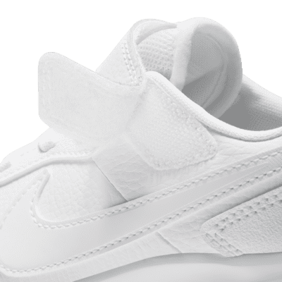 Nike Varsity Younger Kids' Shoe