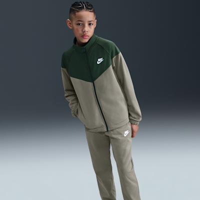 Conjunto deportivo Dri-FIT para niños talla grande Nike Sportswear