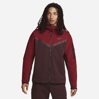 red nike techfleece