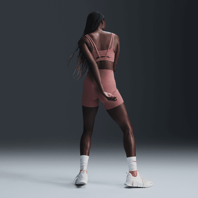 Nike Zenvy Strappy Sujetador deportivo de sujeción ligera con almohadilla - Mujer