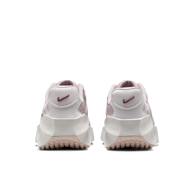 Nike Aura Edge Women's Shoes