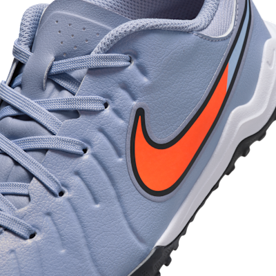 Tacos de fútbol de corte low para pasto sintético (turf) para niños de preescolar y grandes Nike Jr. Tiempo Legend 10 Academy