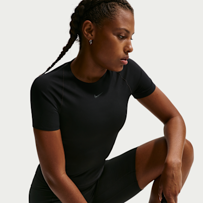 Nike Universa Women's Dri-FIT Short-Sleeve Top