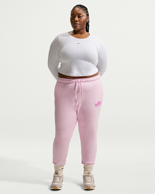 Женские  Nike Sportswear Club Fleece Graphic Mid-Rise Pants (Plus Size)