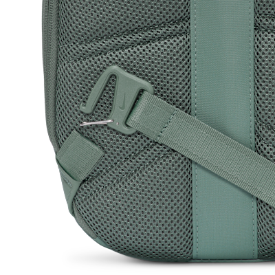 Nike Sportswear Commute