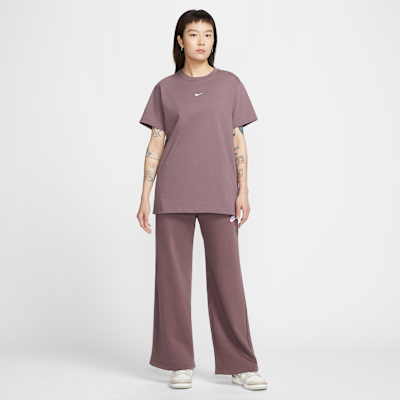 Nike Sportswear Women's Oversized Short-Sleeve T-Shirt (Plus Size)
