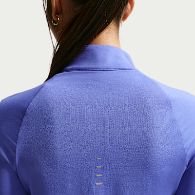 나이키 스위프트 여성 드라이 핏 UV 쿼터집 러닝 탑