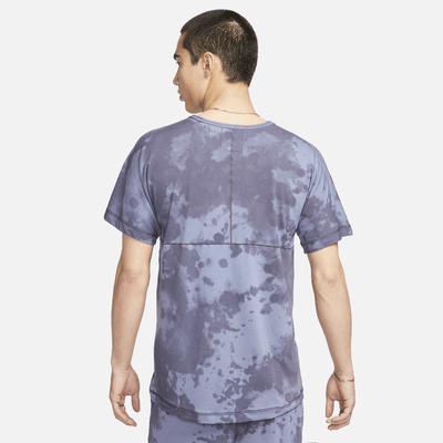 Nike Dri-FIT Men's All-Over Print Short-Sleeve Yoga Top