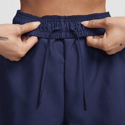 Nike Sportswear Pantalón corto de tejido Woven - Mujer