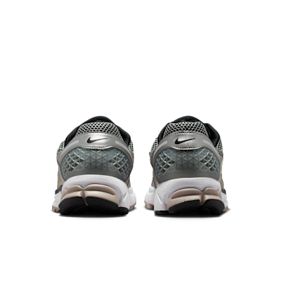 Nike Zoom Vomero 5 Men's Shoes