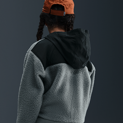Nike Sportswear Club Fleece Huvtröja med ledig passform och 1/4-dragkedja för ungdom