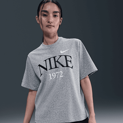 나이키 스포츠웨어 클래식