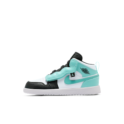 Calzado para niños talla pequeña Jordan 1 Mid. Nike MX