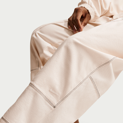 Nike Sportswear Workwear-Pants in weiter Passform mit niedrigem Bund (Damen)