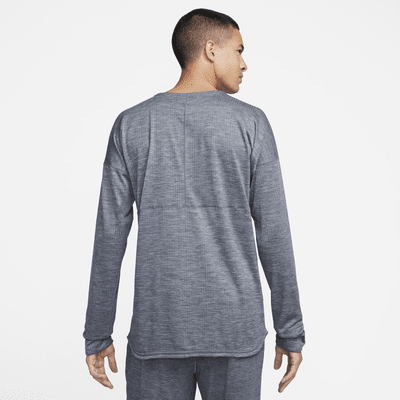 Playera de cuello redondo Dri-FIT para hombre Nike Yoga