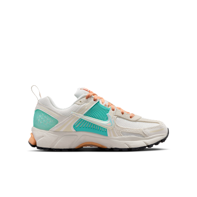 Nike Vomero 5 Big Kids' (Girls') Shoes