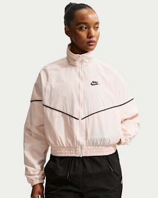 Женская куртка Nike Sportswear Windrunner Woven для бега