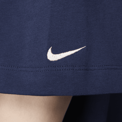 Nike Sportswear Essential Women's Oversized T-Shirt