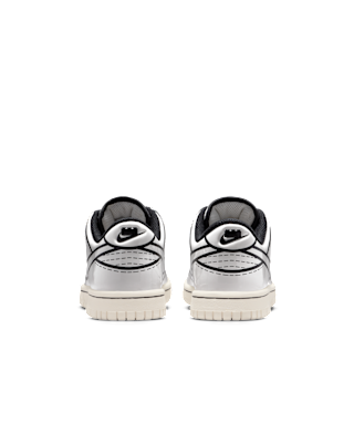 Nike Dunk 低筒鞋 x 樂高® 系列