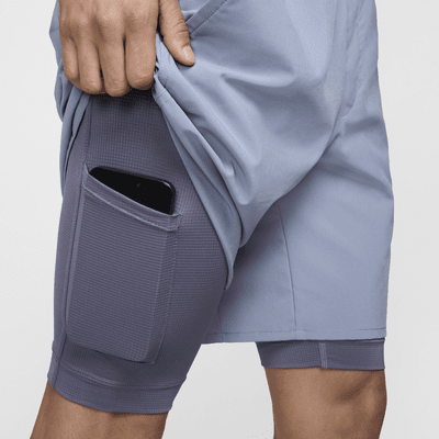 Shorts versátiles Dri-FIT de 18 cm 2 en 1 para hombre Nike Unlimited