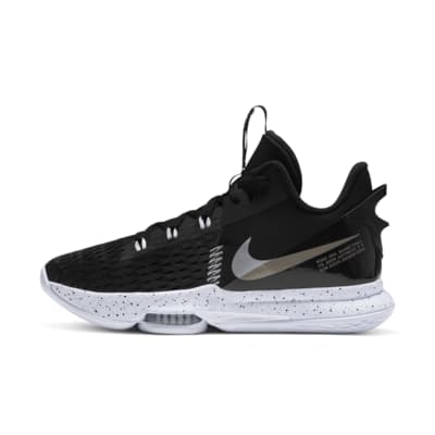LeBron Witness 5 Basketball Shoe. Nike AU