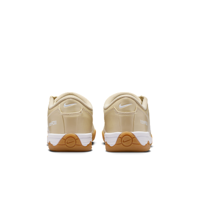 Nike Total 90 Men's Shoes