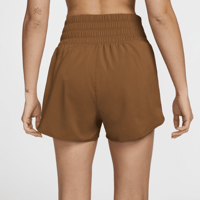 Shorts con forro de ropa interior Dri-FIT de tiro ultraalto de 8 cm para mujer Nike One