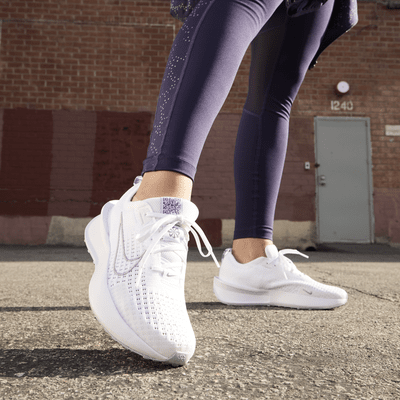 Tenis de correr en pavimento para mujer Nike Interact Run