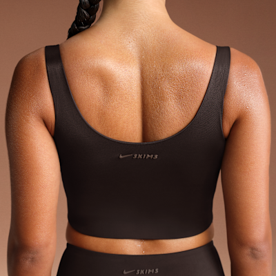 NikeSKIMS Shine Women's Scoop-Neck Bra Top