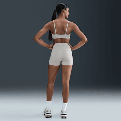 Nike Form Women's Light-Support Non-Padded Triangle Sports Bra