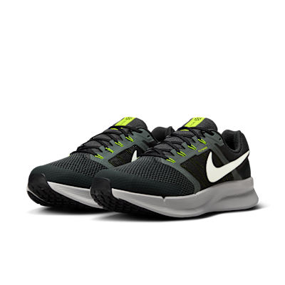 Tenis de correr en pavimento para hombre Nike Run Swift 3
