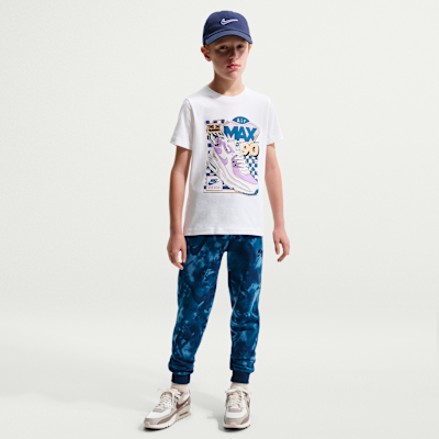 Nike Sportswear Older Kids' T-Shirt