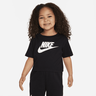 Playera de corte cuadrado infantil Nike Club