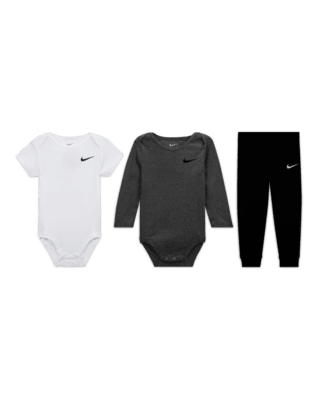 Nike Essentials 3-Piece Pants Set Baby 3-Piece Set. Nike.com