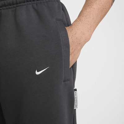 Calças de futebol com corte afunilado Nike Dri-FIT do terceiro equipamento Standard Issue Liverpool FC para homem