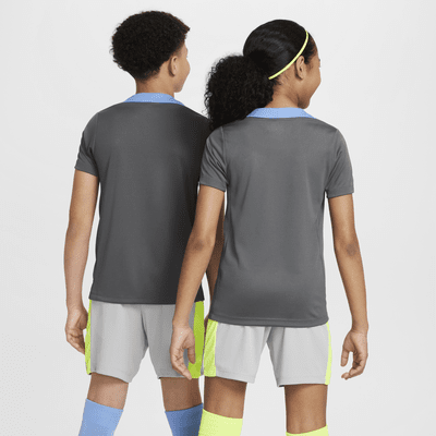 Tottenham Hotspur Strike Older Kids' Nike Dri-FIT Football Short-Sleeve Knit Top